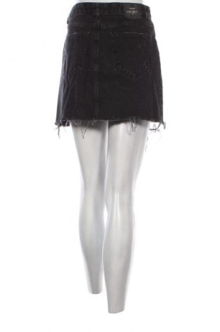 Φούστα Stradivarius, Μέγεθος M, Χρώμα Μαύρο, Τιμή 11,99 €