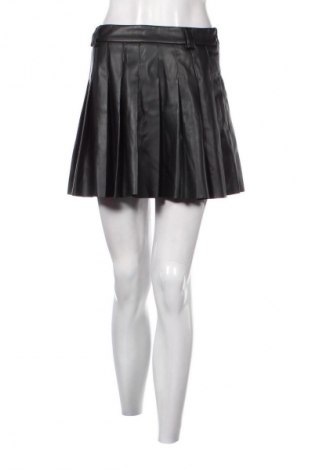 Sukně Stradivarius, Velikost S, Barva Černá, Cena  241,00 Kč