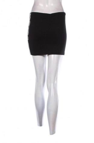 Fustă Stradivarius, Mărime S, Culoare Multicolor, Preț 50,00 Lei