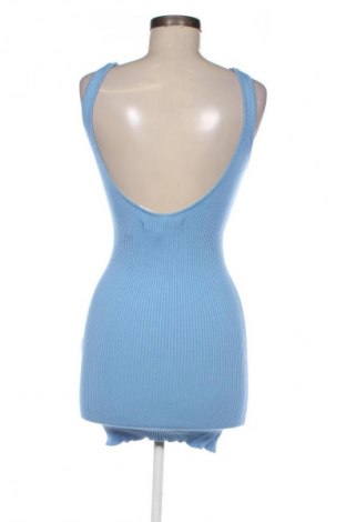 Sukienka Bershka, Rozmiar S, Kolor Niebieski, Cena 67,41 zł
