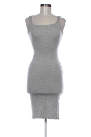 Sukienka Bershka, Rozmiar XS, Kolor Szary, Cena 54,99 zł