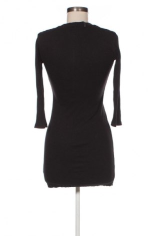 Šaty  Bershka, Velikost S, Barva Černá, Cena  367,00 Kč