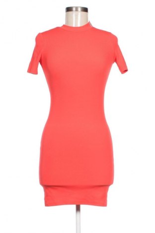 Sukienka Bershka, Rozmiar S, Kolor Czerwony, Cena 66,67 zł