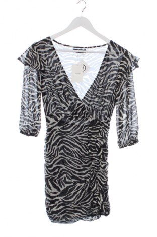 Kleid Bershka, Größe XS, Farbe Mehrfarbig, Preis 15,99 €