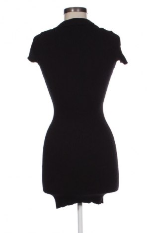 Sukienka Bershka, Rozmiar XS, Kolor Czarny, Cena 66,67 zł