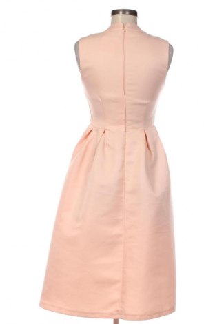 Рокля Boohoo, Размер M, Цвят Розов, Цена 14,99 лв.