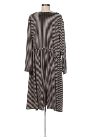Φόρεμα C&A, Μέγεθος 4XL, Χρώμα Πολύχρωμο, Τιμή 11,99 €