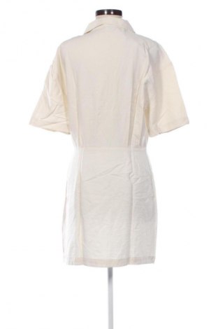 Рокля Calvin Klein Jeans, Размер L, Цвят Бежов, Цена 104,81 €