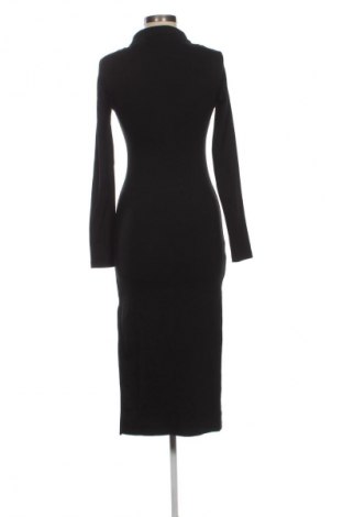 Рокля Calvin Klein Jeans, Размер XS, Цвят Черен, Цена 169,99 лв.