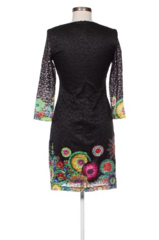 Šaty  Desigual, Velikost M, Barva Vícebarevné, Cena  1 038,00 Kč