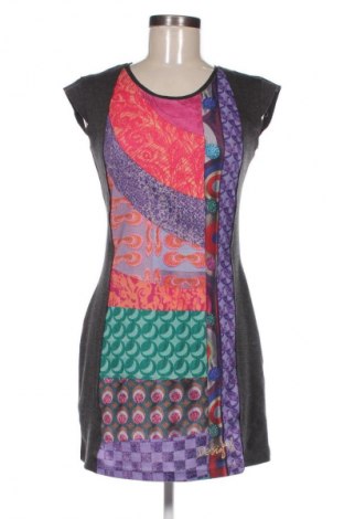 Sukienka Desigual, Rozmiar M, Kolor Kolorowy, Cena 280,09 zł