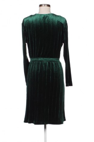Kleid Elli White, Größe M, Farbe Grün, Preis € 13,99