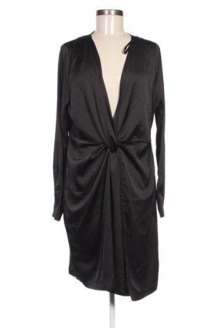 Kleid Fashion nova, Größe XL, Farbe Schwarz, Preis € 14,83