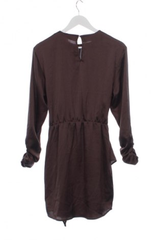 Ruha Gina Tricot, Méret M, Szín Barna, Ár 5 400 Ft