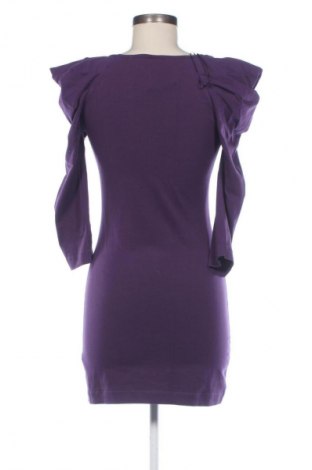 Šaty  Gina Tricot, Velikost M, Barva Fialová, Cena  342,00 Kč