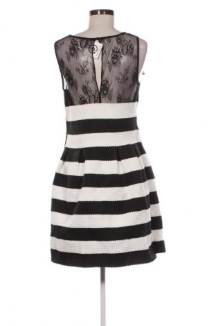 Šaty  Guess, Velikost L, Barva Vícebarevné, Cena  1 217,00 Kč