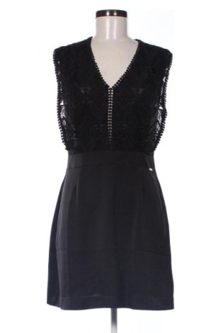 Ruha Guess, Méret M, Szín Fekete, Ár 15 529 Ft