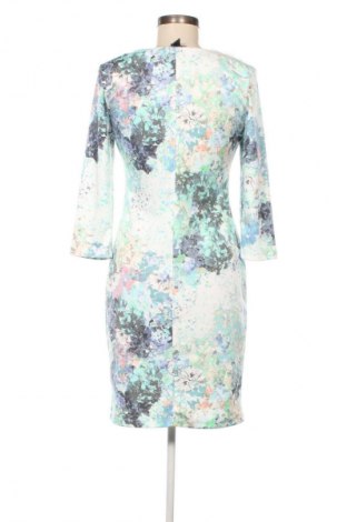 Šaty  H&M, Velikost M, Barva Vícebarevné, Cena  366,00 Kč