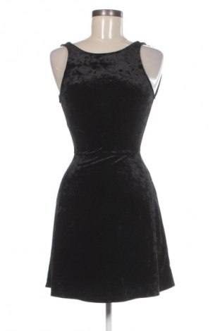 Šaty  H&M Divided, Velikost XS, Barva Černá, Cena  89,00 Kč