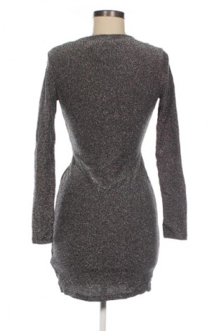 Šaty  H&M Divided, Velikost S, Barva Vícebarevné, Cena  189,00 Kč