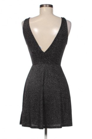 Kleid H&M Divided, Größe S, Farbe Schwarz, Preis 14,83 €