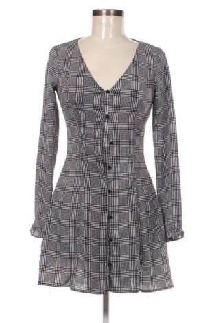 Рокля H&M Divided, Размер S, Цвят Многоцветен, Цена 77,14 лв.