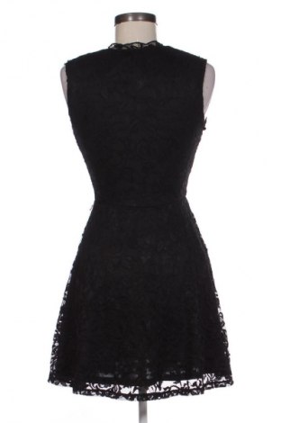 Рокля H&M Divided, Размер S, Цвят Черен, Цена 37,99 лв.