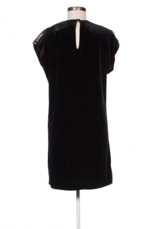 Rochie Lindex, Mărime M, Culoare Negru, Preț 50,99 Lei