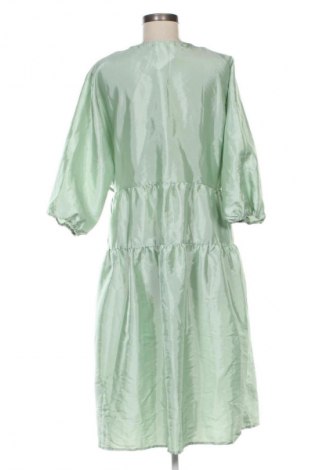 Kleid Love Copenhagen, Größe M, Farbe Grün, Preis 41,94 €