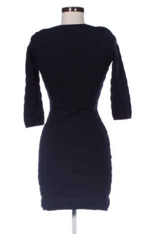 Kleid Mango, Größe M, Farbe Blau, Preis 17,39 €