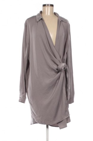 Kleid Missguided, Größe XL, Farbe Grau, Preis 16,07 €