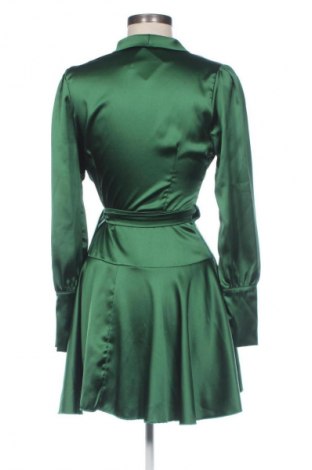 Kleid Myla, Größe M, Farbe Grün, Preis 41,94 €