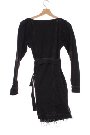 Kleid NA-KD, Größe S, Farbe Schwarz, Preis 24,55 €
