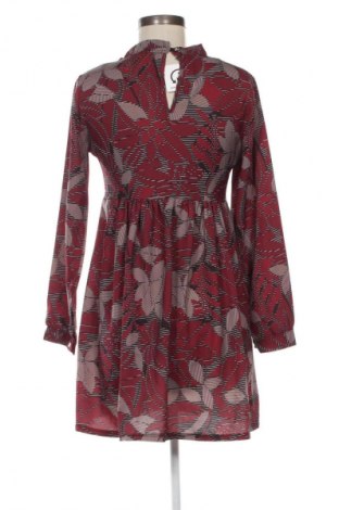 Рокля NEW COLLECTION, Размер M, Цвят Многоцветен, Цена 47,88 лв.