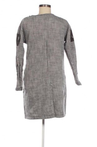 Kleid Negative, Größe M, Farbe Mehrfarbig, Preis 14,83 €