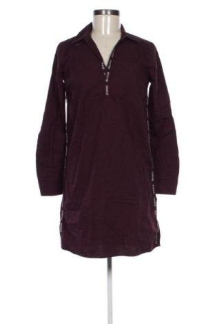 Šaty  Nike, Veľkosť XXS, Farba Viacfarebná, Cena  39,95 €