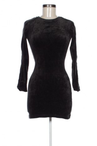 Šaty  PUMA, Velikost XS, Barva Černá, Cena  299,00 Kč