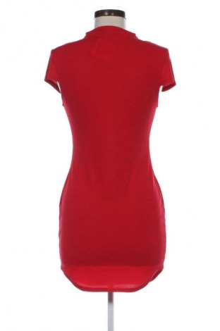 Φόρεμα Pretty Little Thing, Μέγεθος S, Χρώμα Κόκκινο, Τιμή 14,77 €