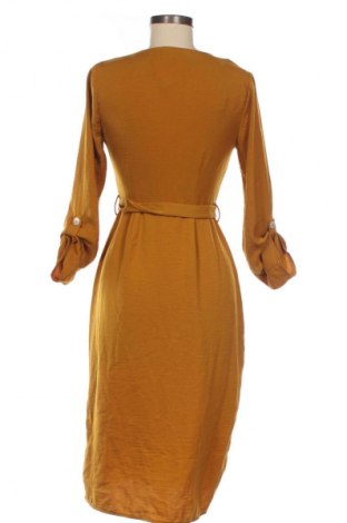 Рокля Primark, Размер S, Цвят Оранжев, Цена 19,99 лв.