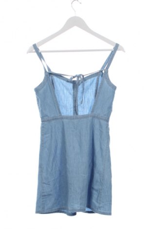 Sukienka Pull&Bear, Rozmiar S, Kolor Niebieski, Cena 88,99 zł
