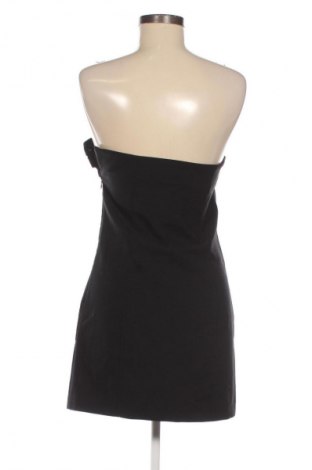 Φόρεμα Pull&Bear, Μέγεθος M, Χρώμα Μαύρο, Τιμή 27,70 €