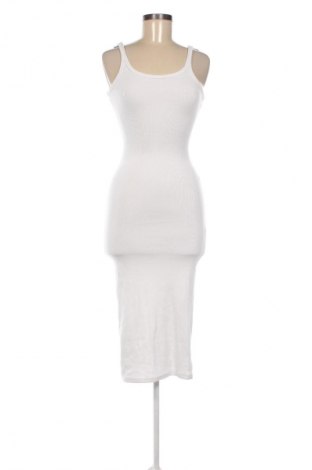 Kleid Pull&Bear, Größe XS, Farbe Weiß, Preis 14,83 €