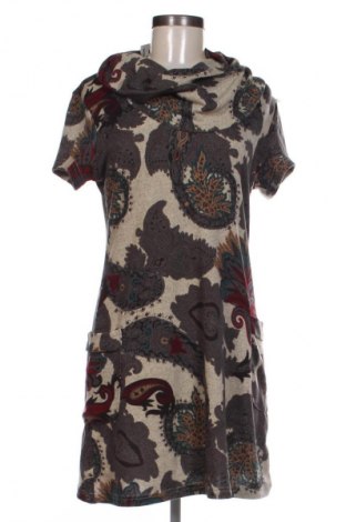 Рокля Purplish, Размер L, Цвят Многоцветен, Цена 54,15 лв.