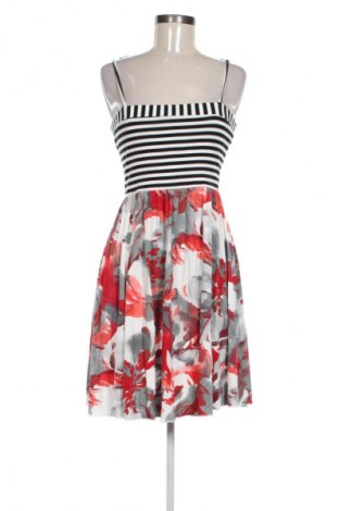 Рокля Rainbow, Размер S, Цвят Многоцветен, Цена 20,99 лв.