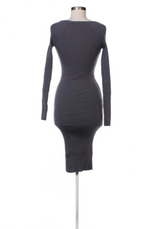 Šaty  SHEIN, Velikost XS, Barva Šedá, Cena  367,00 Kč