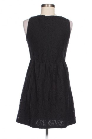 Sukienka Saint Tropez, Rozmiar S, Kolor Czarny, Cena 85,99 zł