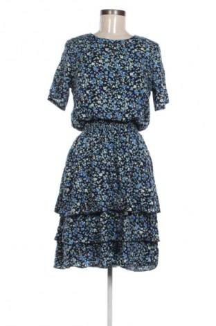 Рокля Sisters Point, Размер M, Цвят Многоцветен, Цена 32,99 лв.