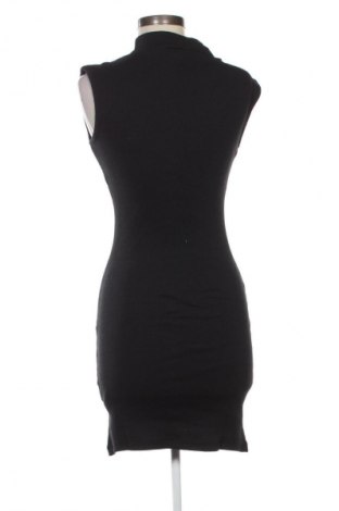 Kleid Trendyol, Größe L, Farbe Schwarz, Preis 65,60 €