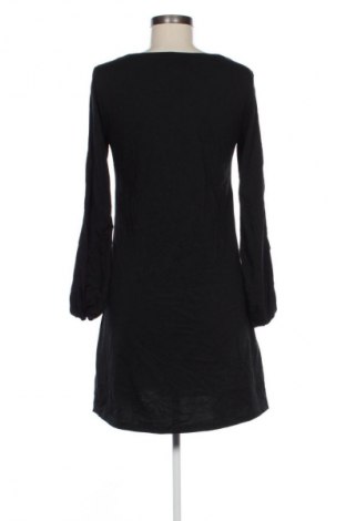 Ruha Unbranded, Méret M, Szín Fekete, Ár 3 849 Ft
