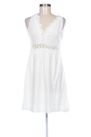 Φόρεμα Unbranded, Μέγεθος S, Χρώμα Λευκό, Τιμή 15,00 €